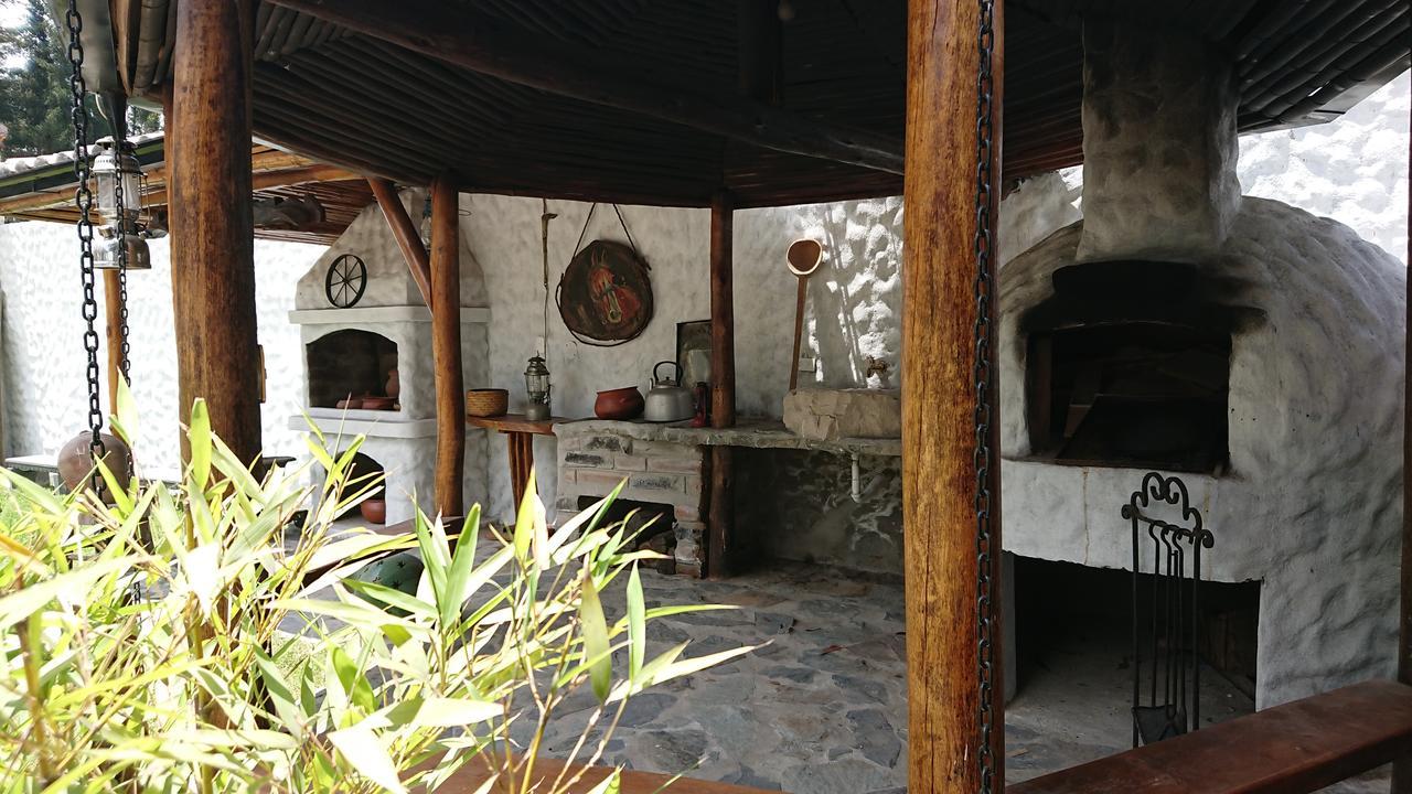 Villa Mimi Отавало Экстерьер фото