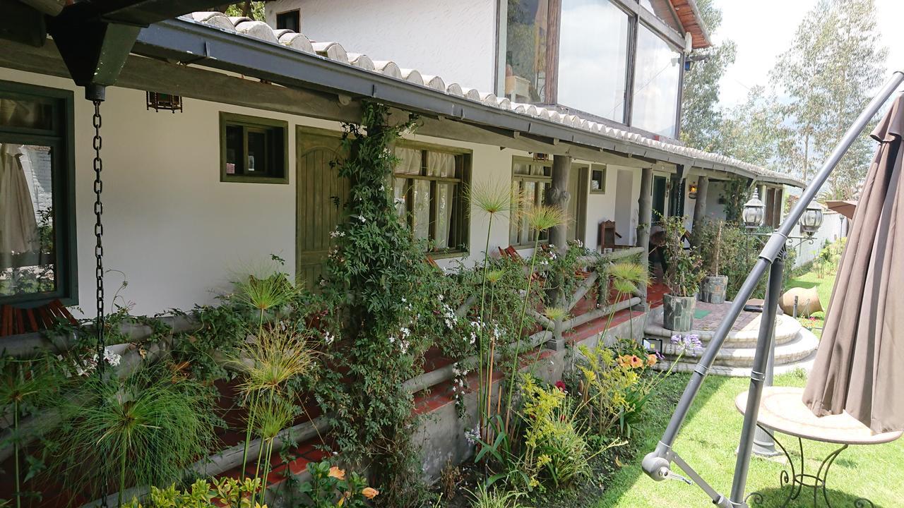 Villa Mimi Отавало Экстерьер фото
